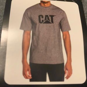 CAT relaxed fit t shirt, rubber print logo, tag less back for comfort